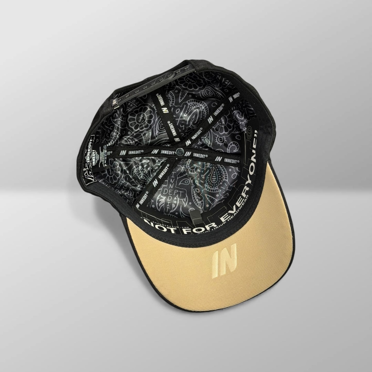 INNEDIT "MURATRAVIS UTOPIA"