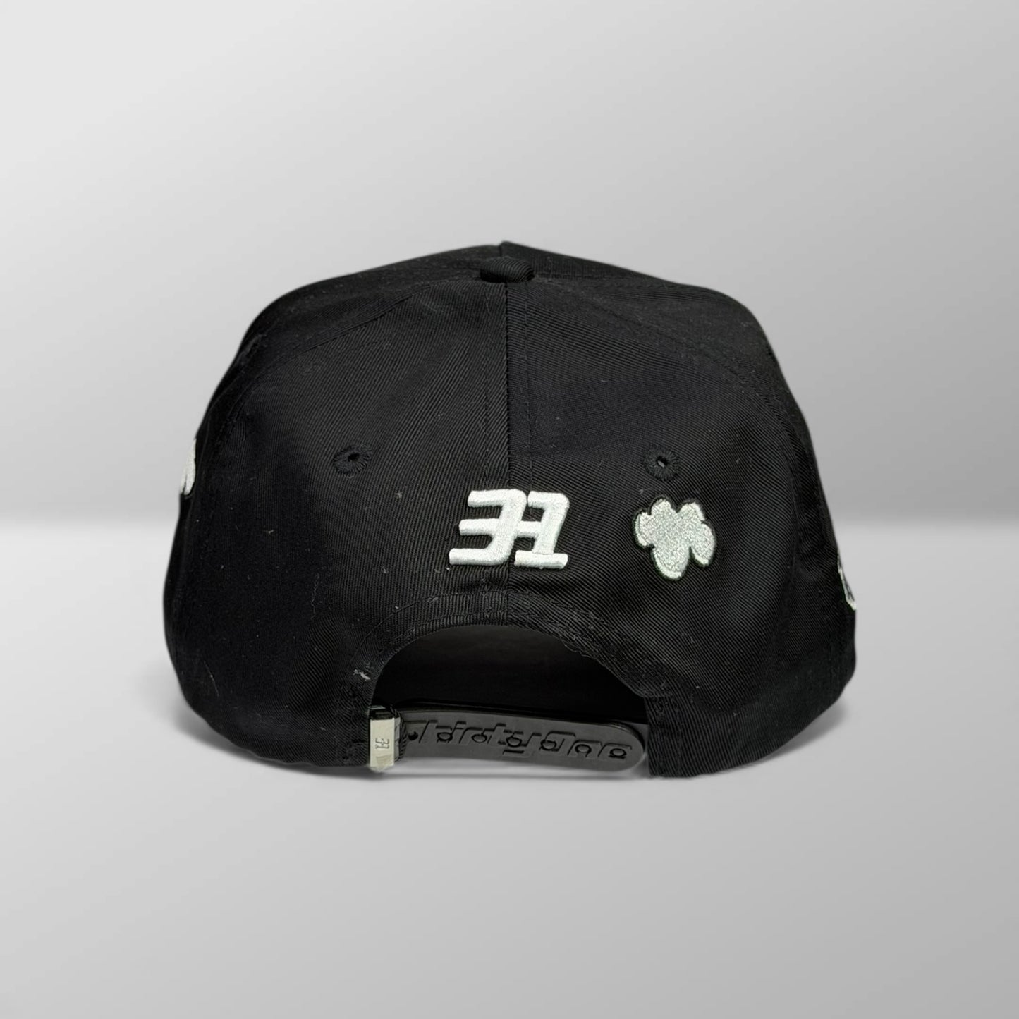 31 HATS "LA MONEY CLOUDS BLACK VERSION"