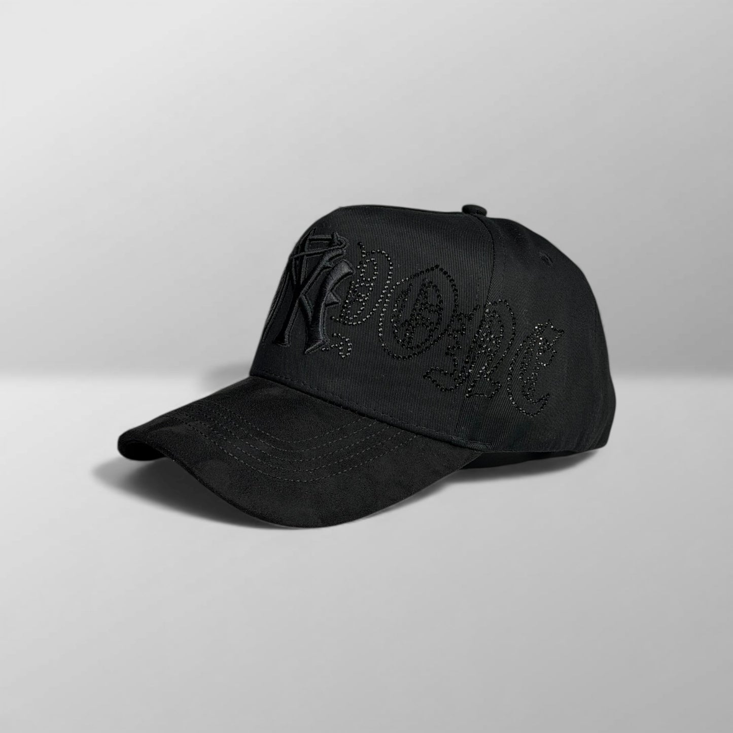 31 HATS "CRYSTAL BLACK"
